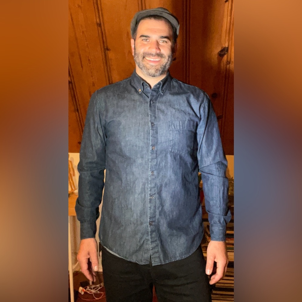 Uniqlo Slim Fit Dark Blue Cotton Denim Button Down Shirt Large
